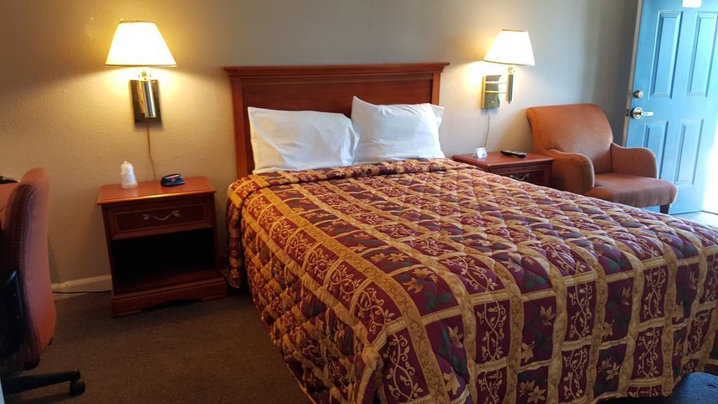 Pacific Motel Gridley Экстерьер фото