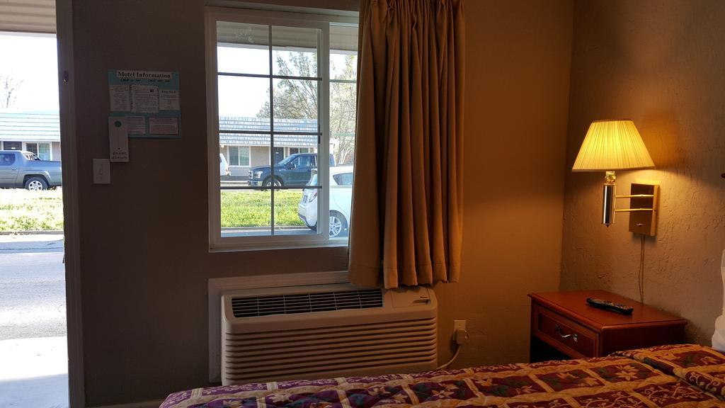 Pacific Motel Gridley Экстерьер фото